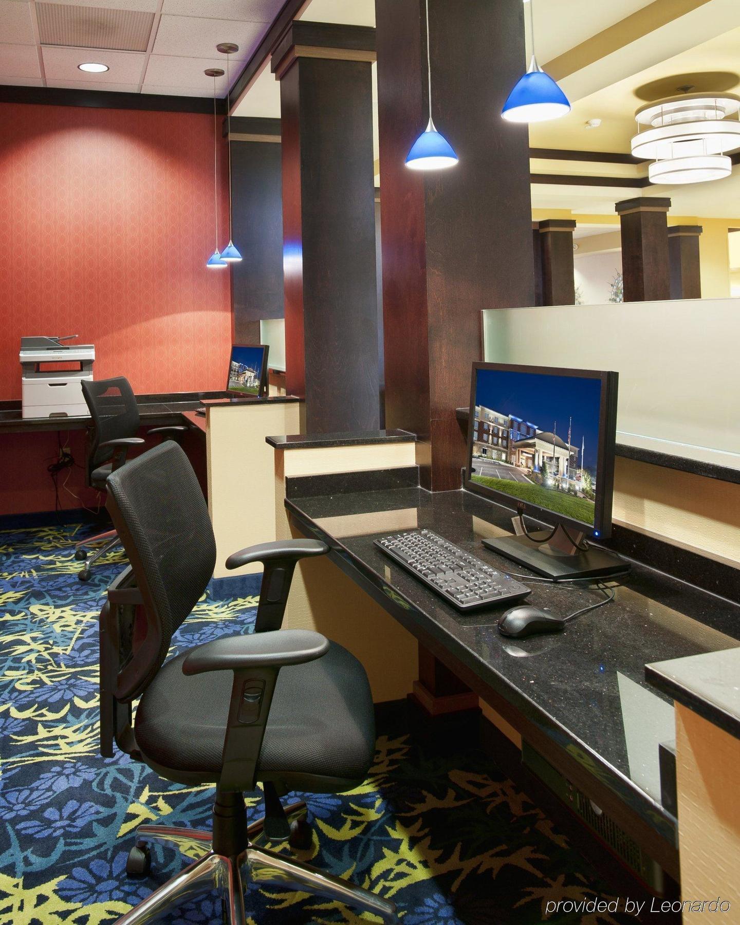 Holiday Inn Express & Suites Dayton South - I-675 By Ihg Shanersville Einrichtungen foto